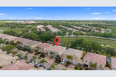 7668 Bergamo Avenue, Sarasota, FL 34238 - Photo 39