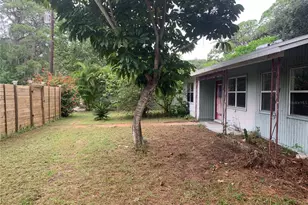 1063 40th St, Sarasota, FL 34234 - Photo 3