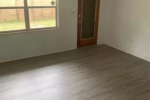 1063 40th St, Sarasota, FL 34234 - Photo 9