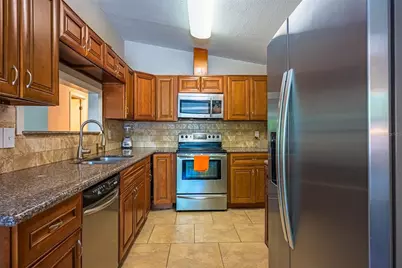 2423 23rd Street, Sarasota, FL 34234 - Photo 9