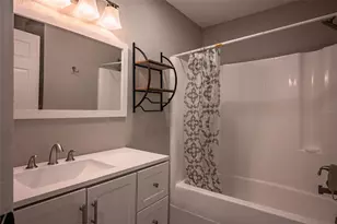 2423 23rd St, Sarasota, FL 34234 - Photo 15
