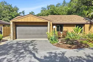 2510 Nightingale Ln, Bradenton, FL 34209 - Photo 9