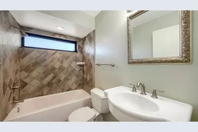 1844 Oak View Drive, Sarasota, FL 34232 - Photo 33