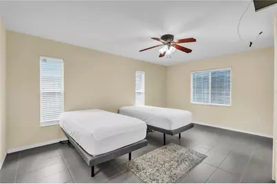 2114 49th Avenue E, Bradenton, FL 34203 - Photo 19