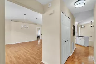 2114 49th Ave E, Bradenton, FL 34203 - Photo 7