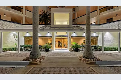 1932 Harbourside Drive #242, Longboat Key, FL 34228 - Photo 3