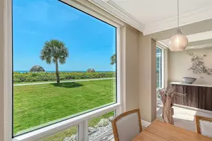 2425 Gulf Of Mexico Dr, Longboat Key, FL 34228 - Photo 5