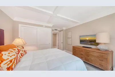 2425 Gulf Of Mexico Drive #1A, Longboat Key, FL 34228 - Photo 23