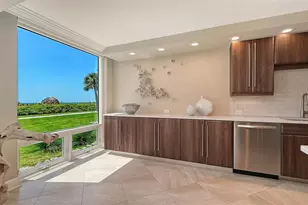 2425 Gulf Of Mexico Dr, Longboat Key, FL 34228 - Photo 11