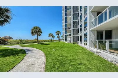 2425 Gulf Of Mexico Drive #1A, Longboat Key, FL 34228 - Photo 29
