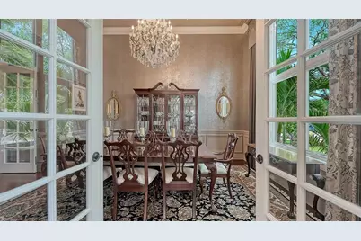 1240 Hillview Drive, Sarasota, FL 34239 - Photo 17