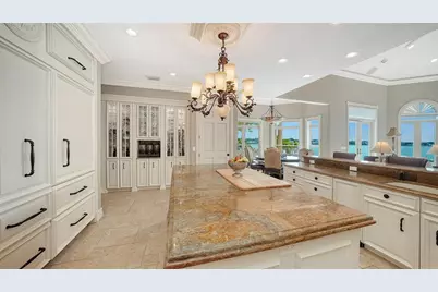 1240 Hillview Drive, Sarasota, FL 34239 - Photo 21