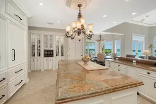 1240 Hillview Dr, Sarasota, FL 34239 - Photo 21