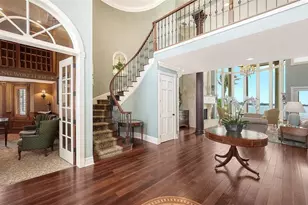 1240 Hillview Dr, Sarasota, FL 34239 - Photo 15