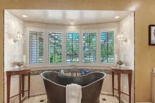 1240 Hillview Dr, Sarasota, FL 34239 - Photo 31