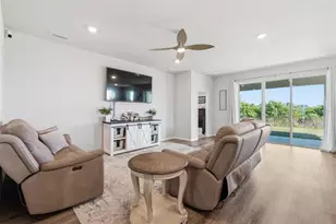 5640 Silver Moonlight Dr, Palmetto, FL 34221 - Photo 9