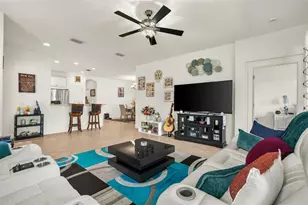 10205 St Francis Terrace, Palmetto, FL 34221 - Photo 9