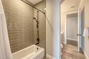 313 Lookout Point Dr, Osprey, FL 34229 - Photo 83