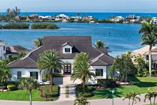 313 Lookout Point Dr, Osprey, FL 34229 - Photo 11