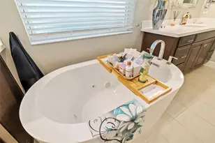 2525 Paradise Plum Dr, Sarasota, FL 34240 - Photo 31