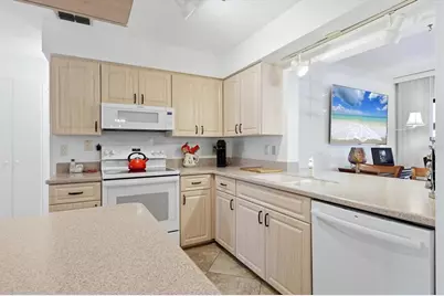 140 Inlets Boulevard #140, Nokomis, FL 34275 - Photo 11