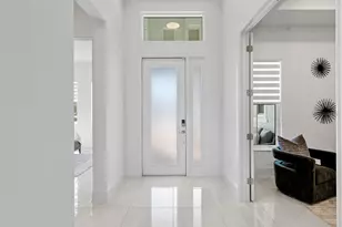 16903 Verona Pl, Lakewood Ranch, FL 34202 - Photo 5