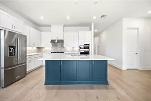 19030 Wisdom Ln, Venice, FL 34293 - Photo 5