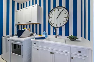 10293 Lake Wales Cir, Sarasota, FL 34241 - Photo 23