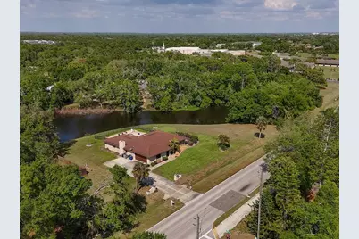 3927 Desoto Road, Sarasota, FL 34235 - Photo 5