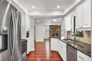 3927 Desoto Rd, Sarasota, FL 34235 - Photo 21