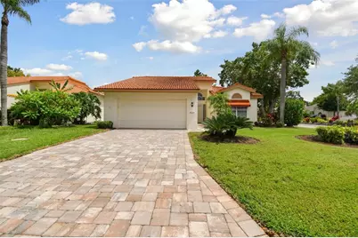 4327 Murfield Drive E, Bradenton, FL 34203 - Photo 9
