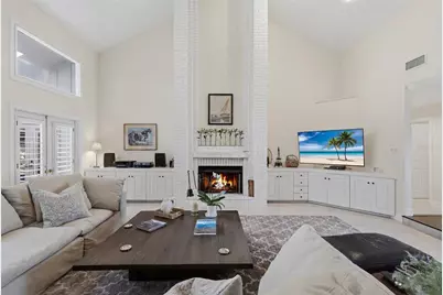 4937 Landings Court, Sarasota, FL 34231 - Photo 7