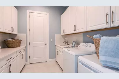 3208 Vicenza Court, Bradenton, FL 34211 - Photo 17
