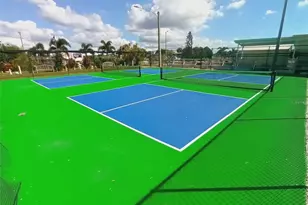 5308 Tri Par Dr, Sarasota, FL 34234 - Photo 59