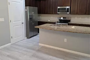 2431 Midnight Pearl Dr, Sarasota, FL 34240 - Photo 31