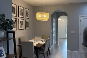 2431 Midnight Pearl Dr, Sarasota, FL 34240 - Photo 11