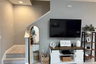 2431 Midnight Pearl Dr, Sarasota, FL 34240 - Photo 13