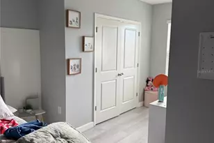 2431 Midnight Pearl Dr, Sarasota, FL 34240 - Photo 17