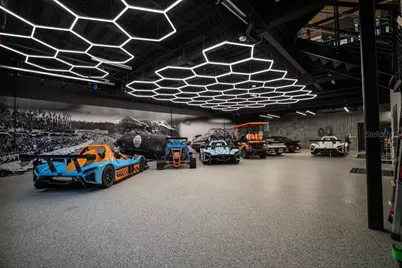 7045 N Tamiami Trail #209, Sarasota, FL 34243 - Photo 17