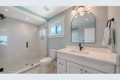 723 Key Royale Drive, Holmes Beach, FL 34217 - Photo 49