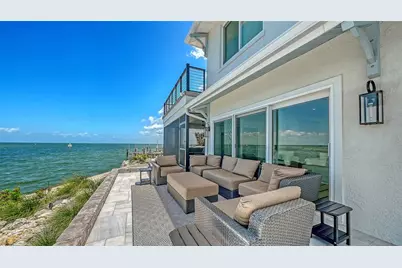 723 Key Royale Drive, Holmes Beach, FL 34217 - Photo 57