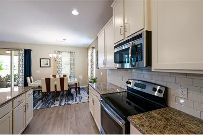 2937 Esmeralda Drive, Sarasota, FL 34243 - Photo 11