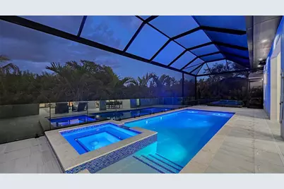 413 Island Circle, Sarasota, FL 34242 - Photo 37