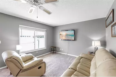 702 Huxley Place, Sun City Center, FL 33573 - Photo 5