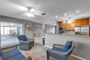 702 Huxley Pl, Sun City Center, FL 33573 - Photo 7