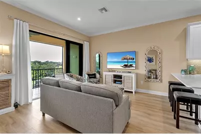 5589 Cannes Circle, Sarasota, FL 34231 - Photo 7