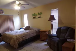 7102 12th Ct E, Sarasota, FL 34243 - Photo 15