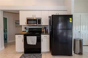 206 Mariner Ln, Rotonda West, FL 33947 - Photo 9