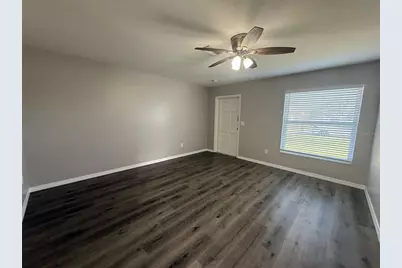 518 Briarwood Road, Venice, FL 34293 - Photo 3