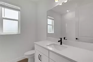 9670 Crystal Isles Cir, Sarasota, FL 34241 - Photo 37